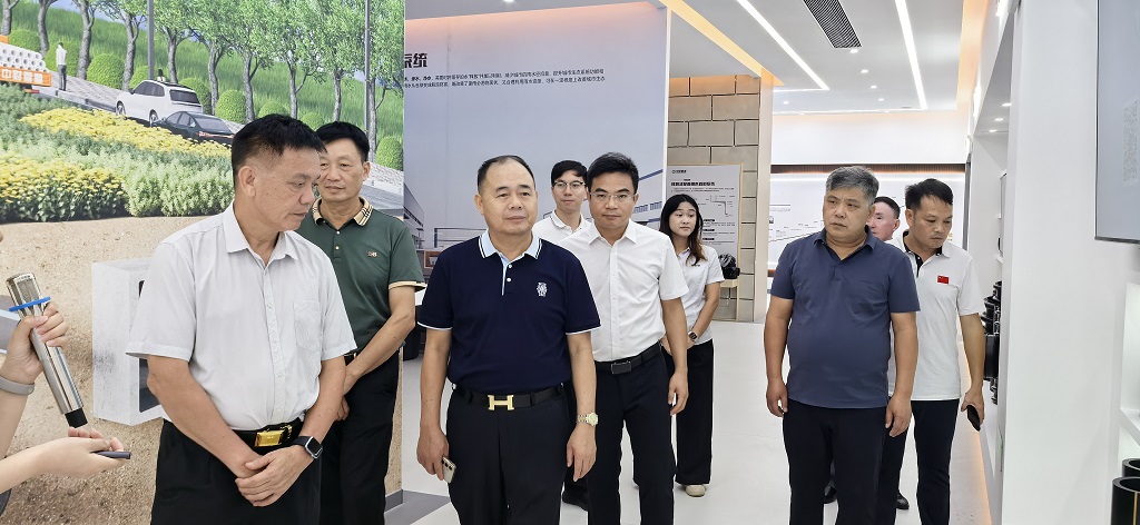 1758696240304535.jpg 微信图片_20250919110506_100_155.jpg